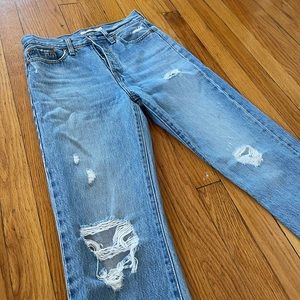 Levi’s Wedgie Straight Jean size 26
